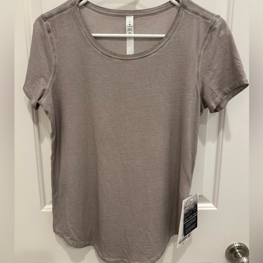 Lululemon Cotton Scoop Neck Tee: BRAND NEW